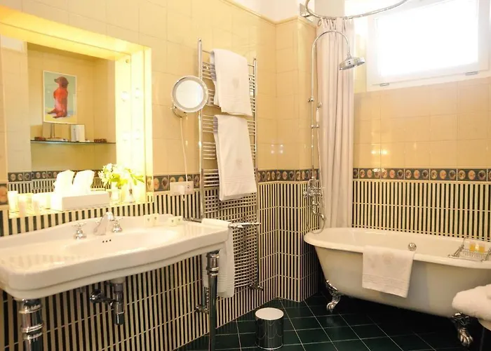 Claudia Dei Marchesi Dal Pozzo 벨지라테