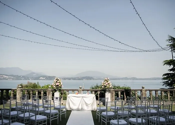 Claudia Dei Marchesi Dal Pozzo 게스트하우스 4*