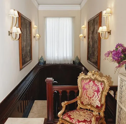 Claudia Dei Marchesi Dal Pozzo 벨지라테